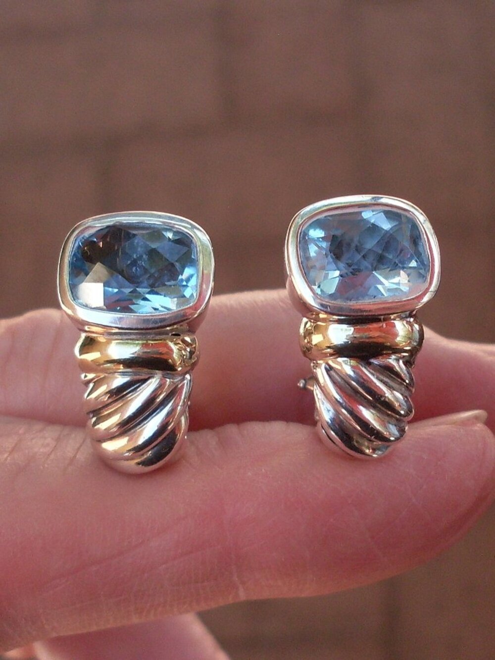 Rare & Retired David Yurman Noblesse Blue Topaz Shrimp Earrings - 14K/925